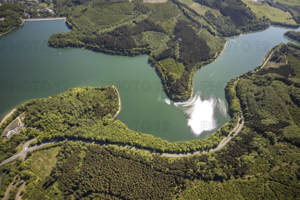 Aerial view, Hennetalsperre, Hennesee, Meschede, Sauerland, North Rhine-Westphalia, Germany, DE, Europe, shapes and colours, Hennedamm, Hochsauerlandkreis, landscape panorama, aerial view, aerial photography, aerial photography, mixed forest, coniferous forest, dam wall, reservoir, dam, overview, bird's-eye view, forest, forest area, birds-eyes view, overview