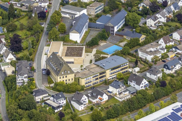 Aerial view, St. Walburga-Realschule, new sports hall, former Franz-Stahlmecke-Hauptschule, Meschede, Sauerland, Hochsauerlandkreis, North Rhine-Westphalia, Germany, An Klocken Kapelle, education, educational institution, DE, Europe, secondary school, teaching institute, aerial photograph, aerial photography, aerial photography, secondary school, school, sport, overview, bird's-eye view, former central accommodation unit (ZUE) for refugees, overview