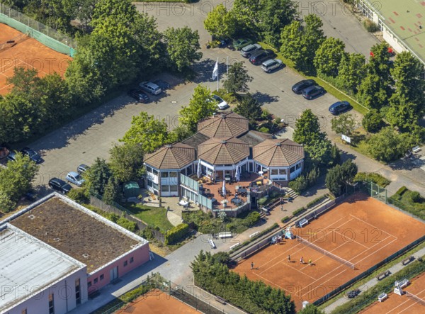 Aerial view, TPM Tennispark Mörs, 8 corners event location restaurant, Vinn, Mörs, Ruhr area, North Rhine-Westphalia, Germany, DE, Europe, birds-eyes, view, aerial photography, aerial photography, overview, overview, bird's eye view, hobby, sport, training, team, championship, clay court, tennis, tennis playing, tennis club, restaurant, pub, eating, drinking, dining, restaurant, pub