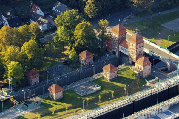 Aerial view, waterway junction Minden, Weserschleuse Minden, Nordstadt, Minden, Ostwestfalen-Lippe, OWL, North Rhine-Westphalia, Germany, DE, Europe, aerial view, aerial photography, aerial photography, OWL book, OWLBuch, Ostwestfalen, overview, bird's-eye view, birds-eyes view, overview