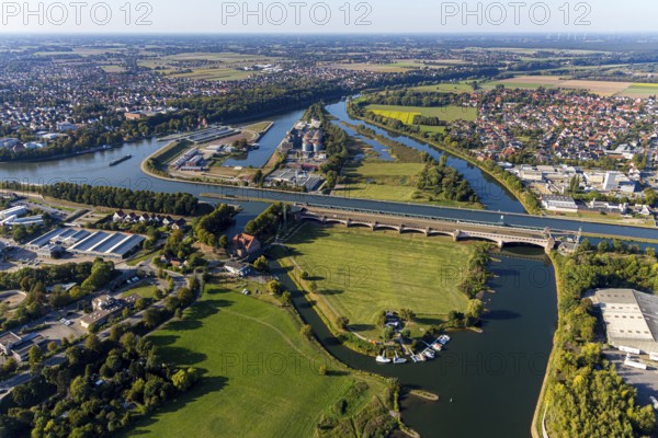 Aerial view, waterway junction Minden, river Weser, Mittellandkanal, Nordstadt, Minden, Ostwestfalen-Lippe, OWL, North Rhine-Westphalia, Germany, bridge, DE, Europe, distant view, aerial view, aerial photography, aerial photography, OWL book, OWL book, East Westphalia, trough bridge, overview, bird's-eye view, water bridge, birds-eyes view, overview