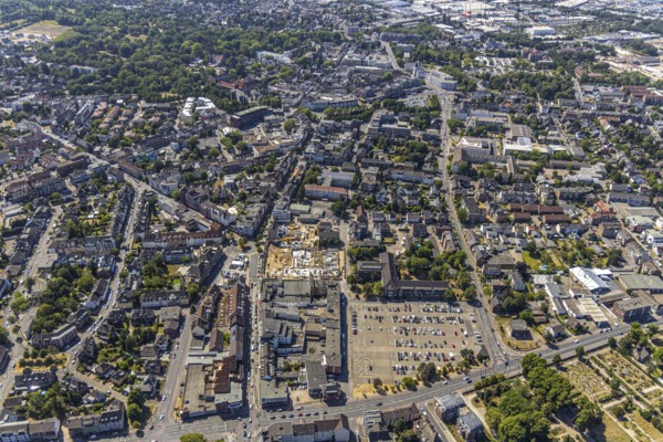 Aerial view, Horten C&A wasteland, new construction of 139 rental flats, Mörs, Ruhr area, North Rhine-Westphalia, Germany, DE, Europe, birds-eyes, view, aerial photography, aerial photography, overview, overview, bird's eye view, living, flat, houses, residential buildings, housing estate, settlement