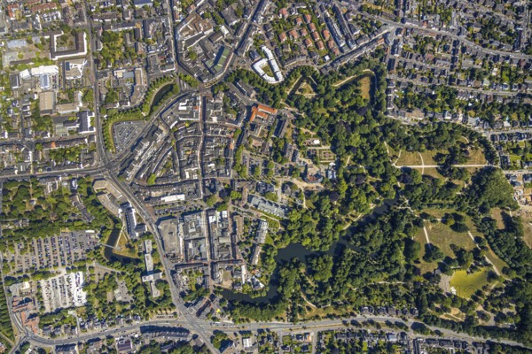 Aerial view, overview centre, structure Dutch model fortification, jagged ring of ramparts, bastions, Mörs castle park, Mörs, Ruhr area, North Rhine-Westphalia, Germany, DE, Europe, birds-eyes, view, aerial photograph, aerial photography, aerial photography, overview, bird's eye view, city centre, centre, town centre, Statdmitte