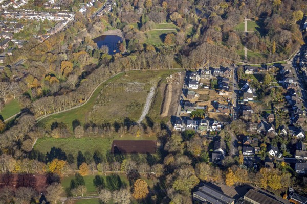 Aerial view, construction site new building An den Filder Benden, palace gardens Mörs, municipal park, Mörs, Ruhr area, North Rhine-Westphalia, Germany, construction work, building, construction area, building site, building plots, construction project, construction site, DE, Europe, property tax, green trees, real estate, aerial view, aerial photography, aerial photography, new building, park, overview, bird's-eye view, housing estate, residential area, residential buildings, residential quality, residential neighbourhood, housing estate, birds-eyes view, overview