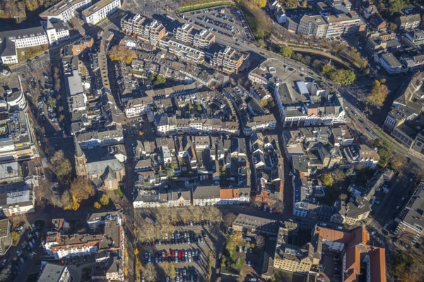 Aerial view, Old Town, Neuer Wall, Wallzentrum, Mörser Zentrumsee, Mörs, Ruhr area, North Rhine-Westphalia, Germany, DE, shopping, shopping centre, shopping place, shopping mall, Europe, aerial view, aerial photography, aerial photography, Oberwallstraße, parking, lake, shopping centre, overview, bird's eye view, birds-eyes view, overview