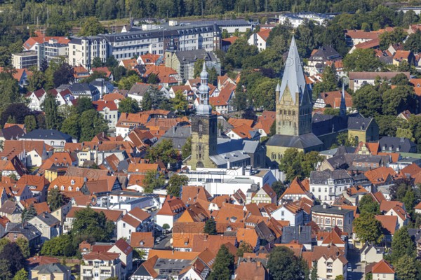 Aerial view, overview of Soest city centre with St. Patrokli Cathedral, St. Maria zur Wiese, St. Petri Alde Kerke, St. Pauli Church, Soest, Soester Börde, North Rhine-Westphalia, Germany, DE, Europe, birds-eyes view, aerial view, aerial photography, aerial photography, overview, bird's eye view