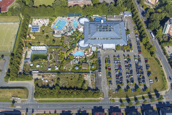 Aerial view, adventure pool, Aqua Spa and Aqua Fun Soest, outdoor pool, bathers, Soest, Soester Börde, North Rhine-Westphalia, Germany, DE, Europe, birds-eyes view, aerial view, aerial photography, aerial photography, overview, overview, bird's eye view