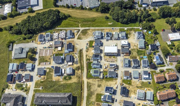Aerial photograph, Adam Quartier Soest in the Belgian Quarter, Belgian Quarter on the site of the former Adam barracks, new-build flats, new-build area, Soest, Soester Börde, North Rhine-Westphalia, Germany, DE, Europe, birds-eyes view, aerial photograph, aerial photography, aerial photography, overview, overview, bird's eye view