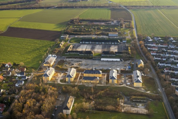 Aerial view, construction area former Kanaal van Wessem barracks, housing estate and refugee accommodation, Soest, Soester Börde, North Rhine-Westphalia, Germany, construction work, construction area, building site, building plots, construction project, construction site, DE, Europe, property tax, Hiddingser Weg, real estate, capacity requirements, aerial photograph, aerial photography, aerial photography, overview, bird's eye view, housing estate, living and living, residential area, residential buildings, residential neighbourhood, bird's eye view, overview