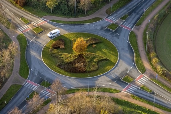 Aerial view, New roundabout Danziger Ring, Oestinghauser Straße, Soest, Soester Börde, North Rhine-Westphalia, Germany, DE, Europe, roundabout, roundabout, aerial view, aerial photography, aerial photography, road traffic, overview, bird's eye view, zebra crossing, birds-eyes view, overview