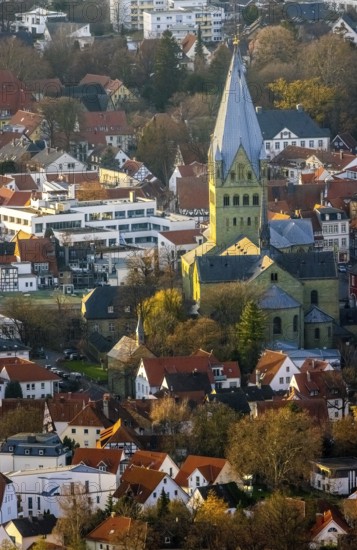 Aerial view, St. Patrokli Cathedral, Soest, Soester Börde, North Rhine-Westphalia, Germany, place of worship, DE, cathedral, Europe, religious community, place of worship, holy place, church, parish, denomination, aerial photograph, aerial photography, aerial photography, religion, religious site, overview, bird's-eye view, catholic church, overview