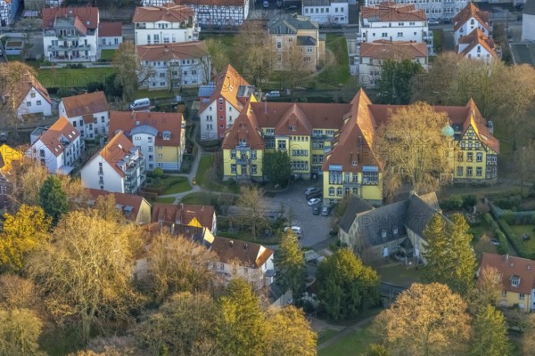 Aerial view, Bergenthalpark, Spital Physio, Soest, Soester Börde, North Rhine-Westphalia, Germany, DE, Daelengasse, Europe, health care, green area, paediatric practice, clinic, aerial view, aerial photography, aerial photography, medical facility, medical assistance, emergency service, Nöttenstraße, park, overview, bird's-eye view, overview, medical care