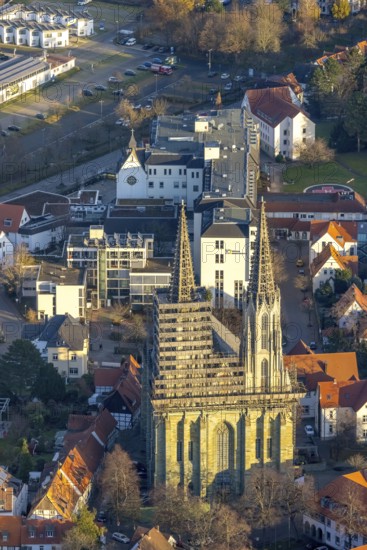 Aerial view, old town, protestant church Sankt Maria zur Wiese, renovation, Soest, Soester Börde, North Rhine-Westphalia, Germany, place of worship, DE, Europe, religious community, place of worship, holy place, church, parish, denomination, aerial view, aerial photography, aerial photography, religion, religious site, renovation, overview, bird's-eye view, Wiesenstraße, birds-eyes view, overview