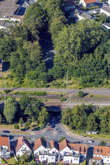 Aerial view, railway subway Wallburger Tor, railway tracks, Soest, Soester Börde, North Rhine-Westphalia, Germany, DE, Europe, birds-eyes view, aerial photography, aerial photography, overview, bird's eye view