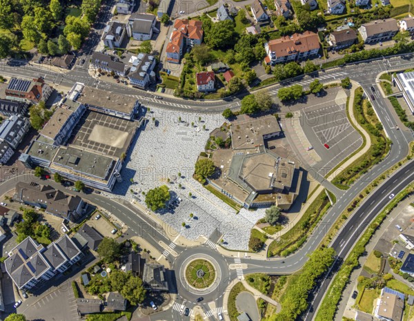 Aerial view, town hall, Otto-Fuchs-Platz, Meinerzhagen, Märkischer Kreis, Sauerland, North Rhine-Westphalia, Germany, DE, Europe, roundabout, culture, art, aerial view, aerial photography, aerial photography, overview, events, venue, event location, event centre, bird's-eye view, birds-eyes view, cultural use, overview