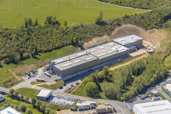 Aerial view, company building Otto Fuchs KG, Im Tempel, Meinerzhagen, Märkischer Kreis, Sauerland, North Rhine-Westphalia, Germany, DE, Europe, commercial enterprises, commercial area, commercial area, commercial location, commercial use, aerial photograph, aerial photography, aerial photography, overview, bird's-eye view, birds-eyes view, overview