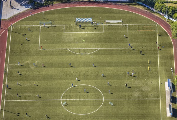 Aerial photo, Baumhofstadion, training games, Niedersprockhövel, Sprockhövel, Ruhr area, North Rhine-Westphalia, Germany, Corona measures, DE, Ennepe-Ruhr-Kreis, Europe, football pitch, football stadium, aerial photography, aerial photography, aerial photography, sports, sports facilities, sports field, sports facility, training sessions, training grounds, overview, bird's eye view, bird's eye view, overview