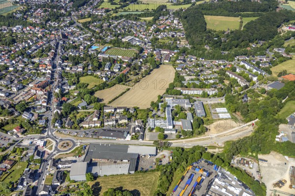 Aerial view, local view Niedersprockhövel, bypass road L70n between main road and Wuppertaler Straße, construction site and new roundabout, Sprockhövel, Ruhr area, North Rhine-Westphalia, Germany, DE, Ennepe-Ruhr-Kreis, Europe, property tax, aerial view, aerial photography, aerial photography, overview, bird's-eye view, housing estate, living and living, residential area, residential buildings, quality of living, housing estate, birds-eyes view, overview