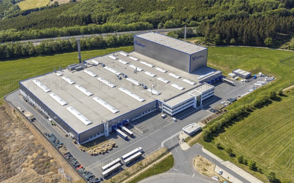 Aerial view, Grünewald industrial estate, OTTO FUCHS Surface Technology GmbH & Co. KG, Meinerzhagen, Märkischer Kreis, Sauerland, North Rhine-Westphalia, Germany, DE, Europe, commercial enterprises, commercial area, commercial park, commercial location, commercial use, Grünewald, industrial area, industrial location, aerial photograph, aerial photography, aerial photography, overview, bird's-eye view, birds-eyes view, overview