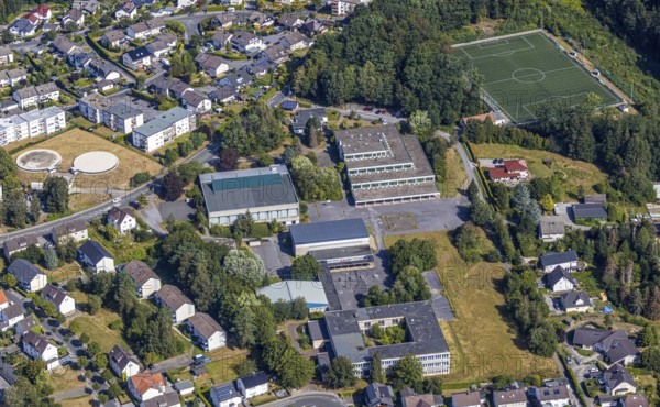 Aerial view, former school centre Bieberberg, sports hall Am Habicht, old secondary school Lendringsen, old secondary school Lendringsen, sports field, Menden, Sauerland, Märkischer Kreis, North Rhine-Westphalia, Germany, DE, Europe, football pitch, football stadium, aerial view, aerial photography, aerial photography, school, sports, sports facilities, sports facility, overview, bird's-eye view, former schools, overview, decommissioned, dilapidated, destroyed building