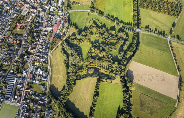 Aerial view, Lipperode Castle, in the forest, Lipperode, Lippstadt, Soest district, North Rhine-Westphalia, Germany, castle, castle remains of a moated castle, castle ruins, DE, Europe, Kreis-Soest-Buch, KreisSoestBuch, aerial photograph, aerial photography, aerial photography, park, park area, overview, bird's eye view, forest area, Zum Amt, birds-eyes view, overview