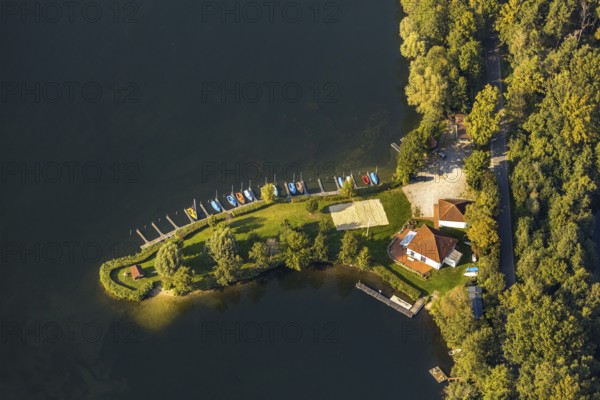 Aerial view, Alberssee, boat landing stage, Lippstädter Segler e.V., Rebbeke, Lippstadt, Soest district, North Rhine-Westphalia, Germany, bathing lake, boats, DE, Europe, leisure, leisure facility, leisure area, leisure pool, leisure activities, leisure enjoyment, Soest district book, Soest district book, aerial view, aerial photography, aerial photography, lake, lakeside road, overview, bird's eye view, birds-eyes view, overview