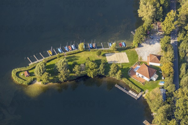 Aerial view, Alberssee, boat landing stage, Lippstädter Segler e.V., Rebbeke, Lippstadt, Soest district, North Rhine-Westphalia, Germany, bathing lake, boats, DE, Europe, leisure, leisure facility, leisure area, leisure pool, leisure activities, leisure enjoyment, Soest district book, Soest district book, aerial view, aerial photography, aerial photography, lake, lakeside road, overview, bird's eye view, birds-eyes view, overview