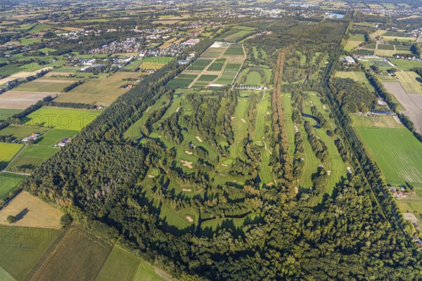 Aerial view, golf course, GolfClub Lippstadt, Lippstadt, Kreis Soest, North Rhine-Westphalia, Germany, DE, Europe, golf, golf course, golf club, Kreis-Soest-Buch, KreisSoestBuch, aerial view, aerial photography, aerial photography, sports, overview, bird's-eye view, forest area, Wiesenhausweg, birds-eyes view, overview