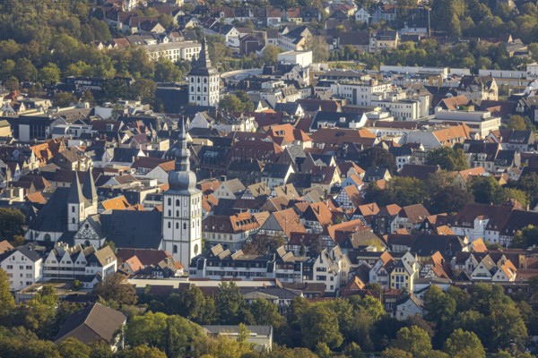 Aerial view, Old Town, evang. Große Marienkirche, Rathausstraße, Jakobikirche, Lange Straße, Lippstadt, district of Soest, North Rhine-Westphalia, Germany, place of worship, city, DE, Europe, religious community, place of worship, property tax, holy place, real estate, city centre, church, parish, denomination, district of Soest-Buch, KreisSoestBuch, aerial view, aerial photography, aerial photography, local view, religion, religious site, townscape, city centre, overview, bird's-eye view, residential complex, living and life, residential area, residential buildings, residential quality, residential quarter, housing estate, birds-eyes view, overview