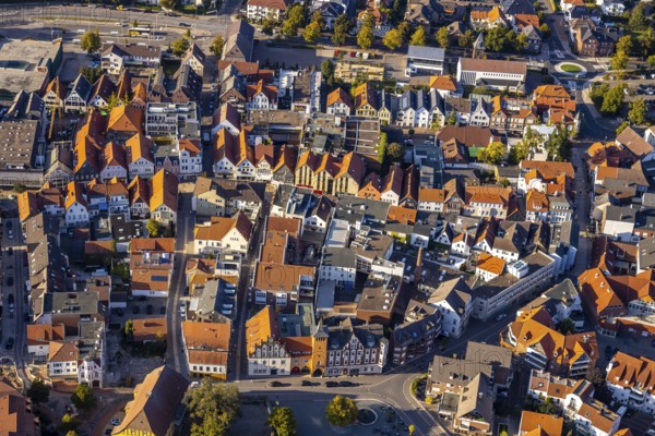 Aerial view, city centre, old town hall, Am Markt, fire defence tower, beer fountain, Lübbecke, East Westphalia-Lippe, OWL, North Rhine-Westphalia, Germany, old town, library, DE, Europe, cultural centre, aerial view, aerial photography, aerial photography, media centre, media library Lübbecke, OWL book, OWLBuch, East Westphalia, town hall, overview, bird's eye view, birds-eyes view, overview, red roofs