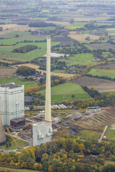 Aerial photo, thousands of spectators watched with great interest as the Gersteinwerk chimney was blown up half an hour late. The 282 metre high RWE chimney fell exactly into the prepared gravel bed. City limits of Werne, Hamm North Rhine-Westphalia, Germany