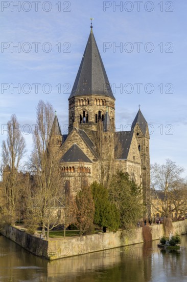 Scenery at evening time around the Temple Neuf, a protestant church in Metz located in France