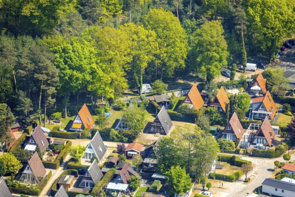 Aerial photo, holiday homes Ferienpark Wolfssee, Vehlingen, Isselburg, Lower Rhine, North Rhine-Westphalia, Germany, camping site, DE, Europe, holiday park, leisure facility, leisure activities, aerial view, aerial photography, aerial photography, overview, bird's-eye view, overview