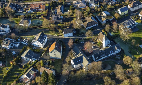 Aerial view, local view Holthausen, Evang. Gnadenkirche, Holthausen, Hagen, Ruhr area, North Rhine-Westphalia, Germany, DE, Europe, religious community, place of worship, property tax, Holthauser Straße, real estate, church, parish, denomination, aerial view, aerial photography, aerial photography, religion, overview, bird's-eye view, living and life, residential area, residential buildings, quality of life, housing estate, birds-eyes view, overview