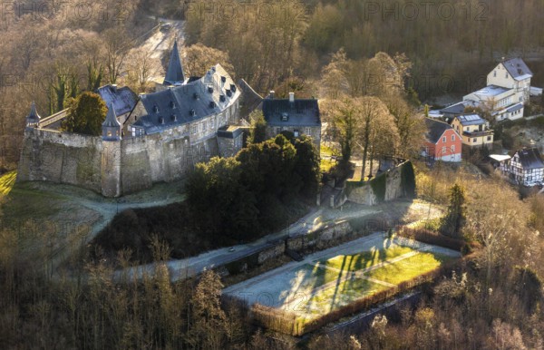Aerial view, Hohenlimburg Castle, Hagen, Ruhr area, North Rhine-Westphalia, Germany, Alter Schlossweg, castle, castle complex, DE, Europe, property tax, hilltop castle, real estate, aerial view, aerial photography, aerial photography, castle, castle complex, castle hill, castle park, sight, overview, bird's-eye view, forest area, woodland, living and life, residential area, residential buildings, birds-eyes view, overview