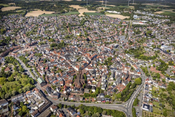 Aerial view, city view and old town, wind turbines, Haltern am See, Münsterland, Ruhr area, North Rhine-Westphalia, Germany, place of worship, DE, Europe, religious community, place of worship, church, parish, denomination, aerial view, aerial photography, aerial photography, religion, St. Sixtus Church, overview, bird's eye view, wind turbine, wind energy plant, wind power, wind turbine, wind turbines, bird's eye view, overview