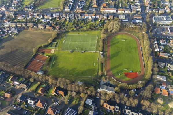 HALTERN AM SEE 16.12.2020 Ensemble of sports grounds on Josef-Starkmann-Strasse in Haltern am See in the state of North Rhine-Westphalia, Germany // Ensemble of sports grounds on Josef-Starkmann-Strasse in Haltern am See in the state of North Rhine-Westphalia, Germany. Photo: Hans Blossey