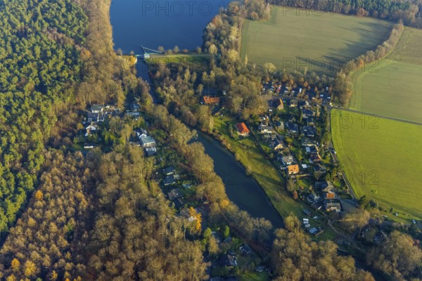 SIEDLUNG OVERRATH 16.12.2020 Village centre on the banks of the Stever - river course in Siedlung Overrath in the state of North Rhine-Westphalia, Germany // Village on the banks of the area Stever - river course in Siedlung Overrath in the state North Rhine-Westphalia, Germany. Photo: Hans Blossey, aerial view, aerial photograph, aerial photography, aerial photography, aerial photo, aerial photograph, aerial picture, Europe, Germany, North Rhine-Westphalia, settlement Overrath, place, settlement, streets, infrastructure, buildings, houses, residential area, river, waterway, course, distance, shore, water, // aerial photo, aerial photography, aerial picture, aerial view, air photo, Europe, North Rhine-Westphalia, Place, settlement, roads, infrastructure, buildings, houses, residential, river, waterway, course, distance, shore, water