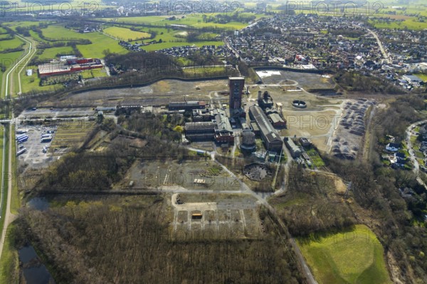Aerial photograph, Former Ost colliery, Old Heinrich-Robert colliery, Hammerhead tower, former colliery, Wiescherhöfen, Hamm, Ruhr area, North Rhine-Westphalia, Germany, DE, Europe, birds-eyes, view, aerial photograph, aerial photography, aerial photography, overview, bird's eye view, mine, structural change
