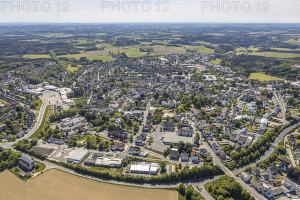 Aerial view, local view, Halver retail park, Brasserie Kulturbahnhof, Bahnhofstraße, Halver, Märkischer Kreis, Sauerland, North Rhine-Westphalia, Germany, Aldi supermarket, DE, shopping centre, shopping markets, shopping square, shopping centre, Europe, specialist stores, distant view, gastronomy, Kaufland, roundabout, aerial view, aerial photography, aerial photography, local supply centre, parking spaces, terraced houses, supermarket, overview, bird's eye view, living and life, birds-eyes view, overview