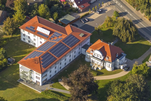 Aerial view, senior citizens' residence Hille, Hille, Ostwestfalen-Lippe, OWL, North Rhine-Westphalia, Germany, retirement home, nursing home, care and nursing, DE, Europe, aerial view, aerial photography, aerial photography, Mindener Straße, OWL-Buch, OWLBuch, Ostwestfalenbuch, care facility, photovoltaic, photovoltaic system, retirement home, retirement home, retirement home, senior citizens' centre, solar, solar system, solar energy, solar energy, overview, bird's eye view, bird's eye view, overview