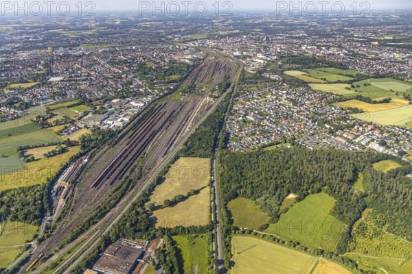 Aerial view, marshalling yard, freight yard Hamm, Lohauserholz, Hamm, Ruhr area, North Rhine-Westphalia, Germany, DE, Europe, birds-eyes view, aerial view, aerial photography, aerial photography, overview, bird's eye view, tracks, DB, German Federal Railways, freight traffic, logistics, formerly largest freight yard in Europe