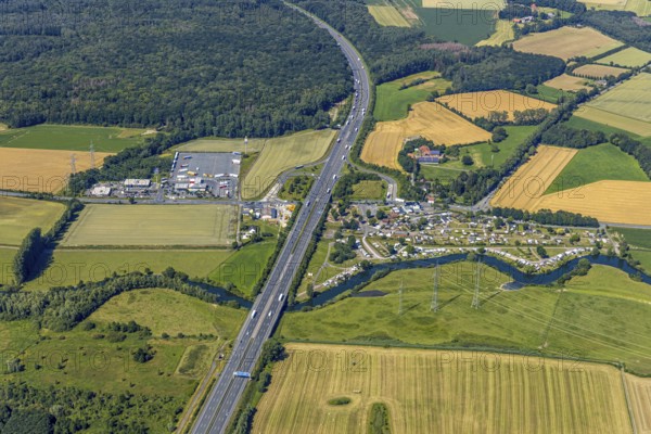 Aerial photo, A2 motorway, junction 19 Hamm-Uentrop, campsite on the Lippe, Hamm, Ruhr area, North Rhine-Westphalia, Germany, DE, Europe, birds-eyes, view, aerial photo, aerial photography, aerial photography, overview, overview, bird's eye view, Lippe, transport, traffic, infrastructure, logistics, road traffic, waterway, shipping traffic, goods traffic, ships, waters, overnight stay, camping, leisure, recreation, holidays, holiday, motorhome site