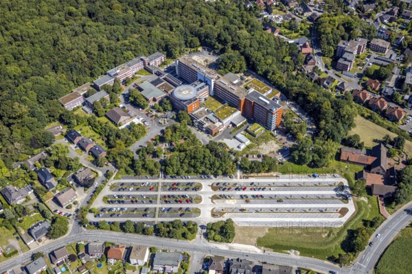 Aerial photo, Barbara-Klinik, new car parks, helipad, Heessen, Hamm, Ruhr area, North Rhine-Westphalia, Germany, DE, Europe, birds-eyes, view, aerial photography, aerial photography, overview, overview, bird's eye view, health, care, doctors, medicine, surgery, therapy