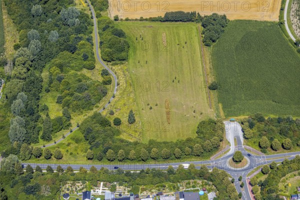 Aerial view, new development area Heimshof-Ost, Hamm, dog meadow, Ruhr area, North Rhine-Westphalia, Germany, DE, Europe, birds-eyes, view, aerial photograph, aerial photography, aerial photography, overview, bird's-eye view, living, flat, houses, residential buildings, housing estate, settlement
