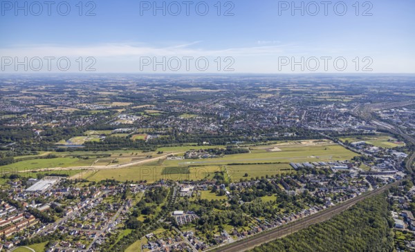 Aerial view, overview from Heessen over city centre, Lippe meadows, Lippe reconstruction, airfield EDLH, Hamm, Ruhr area, North Rhine-Westphalia, Germany, DE, Europe, birds-eyes, view, aerial photography, aerial photography, aerial photography, overview, bird's eye view