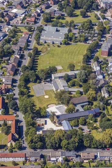 Aerial photo, Sachsenhalle, special school Erich-Kästner-Schule, primary school Gutenbergschule, Heessen, Hamm, Ruhr area, North Rhine-Westphalia, Germany, DE, Europe, birds-eyes, view, aerial photo, aerial photography, aerial photography, overview, overview, bird's eye view, education, pupils, college, education, school year, homework, class, year group, education, pedagogy, special school, event hall, venue, events