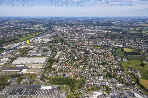 Aerial view, overview Hamm from west, harbour, industrial area, Datteln-Hamm canal, Lippe, Hamm, Ruhr area, North Rhine-Westphalia, Germany, DE, Europe, birds-eyes, view, aerial photography, aerial photography, aerial photography, overview, bird's eye view, water, waterways, shipping, transport, logistics, goods, trade, infrastructure, waterway, goods movement, ships, waters, industry, manufacturing, production