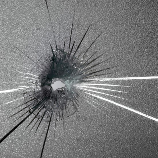 Full penetration in structured glass on red back