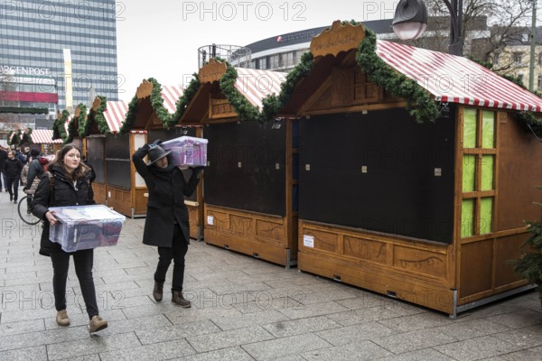 DEU Germany Germany Berlin Day after the attack on the Christmas market at the Memorial Church